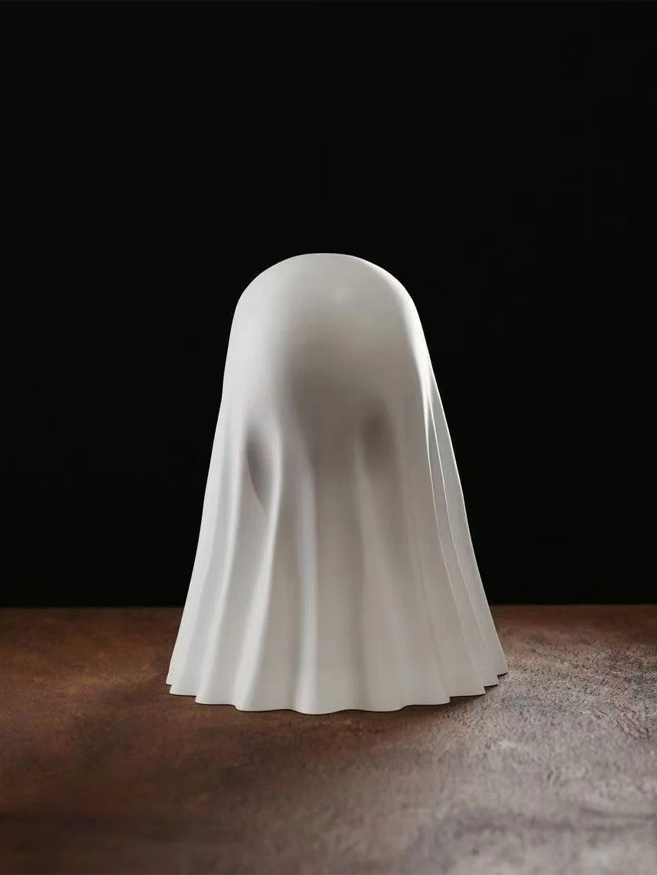 1pc Middle Finger Ghost Statue, 7.5cm Terrifying Ghost Decoration, Halloween Ghost Small Statue Ghost Decoration